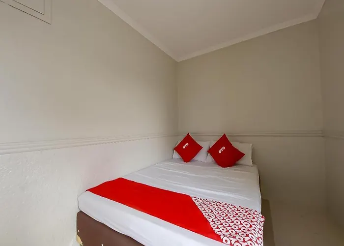 Hotel Oyo 828 Keysabel 5 2*